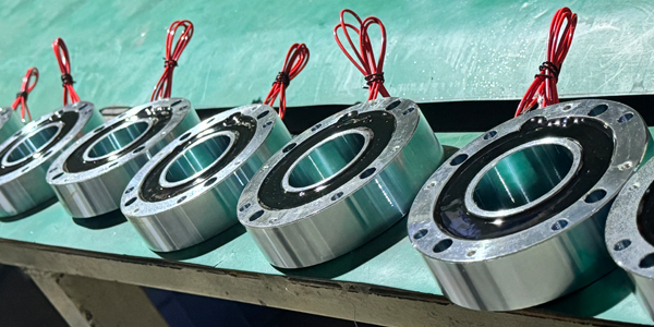 哪種電磁制動(dòng)器適合紡織機(jī)？選擇合適制動(dòng)器的關(guān)鍵