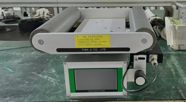 制袋機收放卷偏離？糾偏機助您解決難題