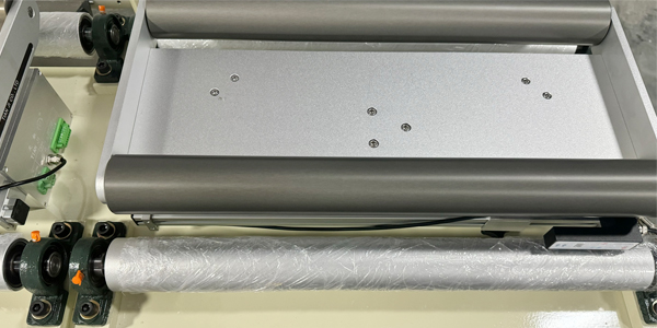 自動糾偏機：模切機行業(yè)精度與效率的守護者