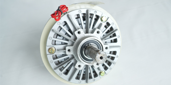 為什么選擇臺(tái)靈機(jī)電的磁粉離合器？教你幾招選對(duì)廠家